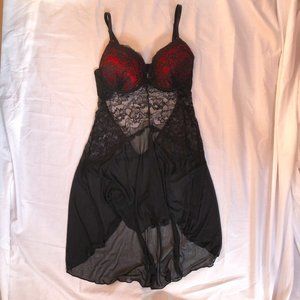 Black Nighty with Red Lacy Cups